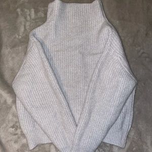 Aritiza, Wilfred Sweater.